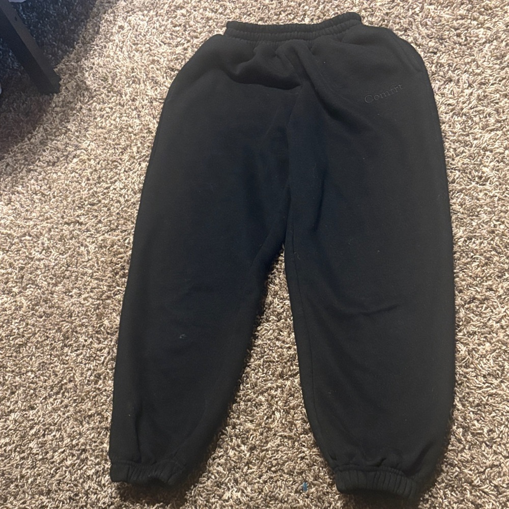 Kids Comfrt Black Jogger Pants size large